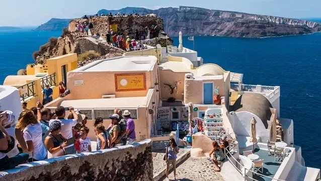 Türk turistler Yunan adalarına akın etmeye devam ediyor