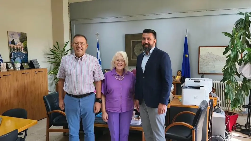 Özgür Ferhat’tan eğitim müdürlüğüne ziyaret