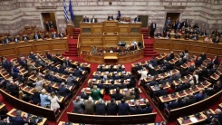PASOK’tan Yunan hükümetine silahlanma harcamalarında şeffaflık çağrısı