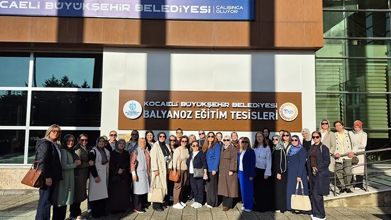Batı Trakyalı Türk kadınlardan Kocaeli’de eğitim ve kültür buluşması