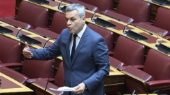 Milletvekili Mamoulakis istifa etti, Siriza’nın sandalye sayısı 11’e çıkıyor