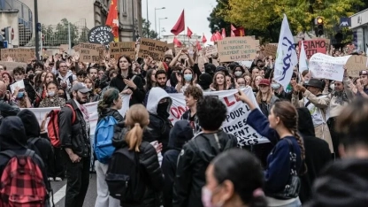 Fransa'da eylemler devam ediyor