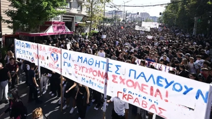 Yunanistan’da eğitim ve ekonomi protestoları: Binlerce öğrenci, öğretmen ve üniversiteli sokaklara çıktı