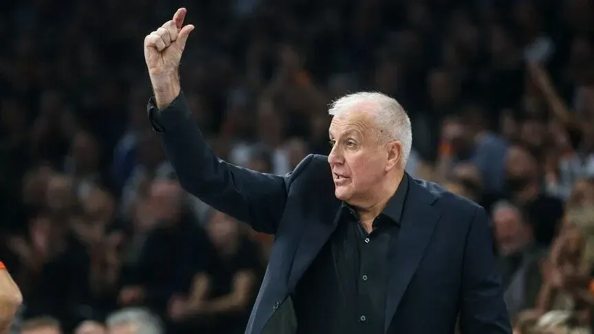 Panathinaikos Başantrenörü Obradovic, basketboldaki skandala temkinli yaklaştı