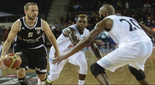 Beşiktaş Sompo Japan, AEK deplasmanında