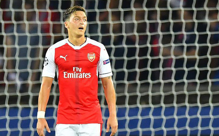 'Mesut Özil, Bergkamp gibi efsane olabilir'