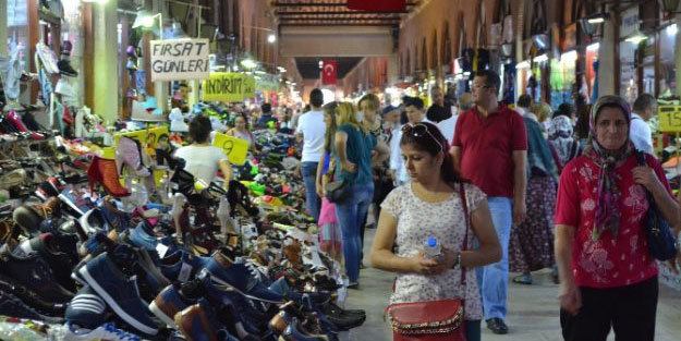 Yunanlılar kışlık alışverişini Edirne'de yapıyor