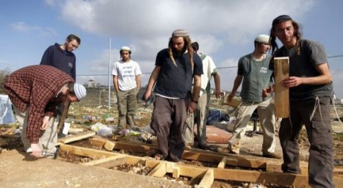 Yahudi yerleşimcilerden Filistinlilere saldırı