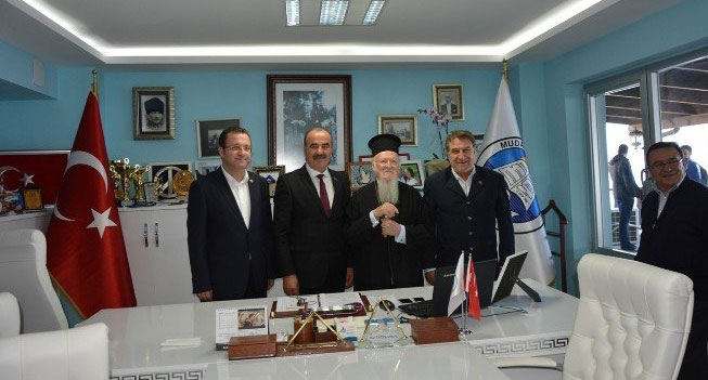 Patrik Bartholomeos ile Türkyılmaz arasında Çipras sohbeti