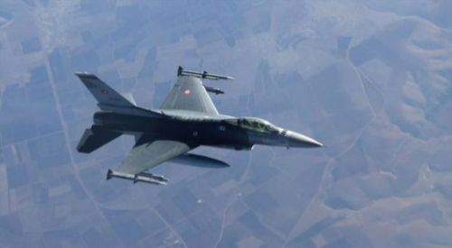 Yunan jetleri Türk F-16'larını taciz etti