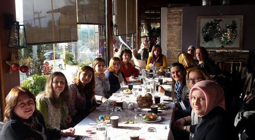 Okutan Anneler İskeçe'de kahvaltıda buluştu