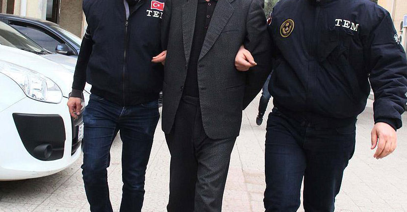 Yunan adalarına geçmeye çalışan 8 FETÖ'cü yakalandı