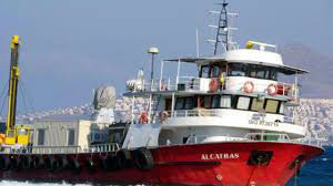 Kos Adası çıklarında karaya oturan Türk teknesine yardım edilemiyor