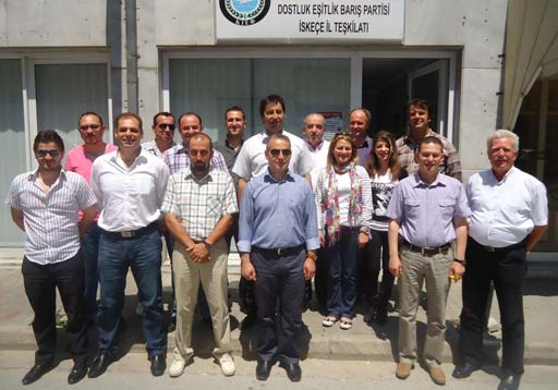İskeçe Türk Birliği Yönetiminden DEB Partisi İskeçe İl Teşkilatına Ziyaret