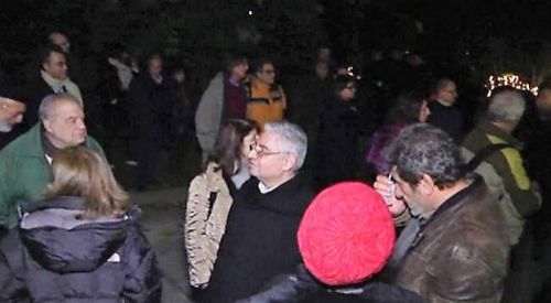 Yunan avukat ve sanatçılardan darbeci askerlerin iadesine protesto