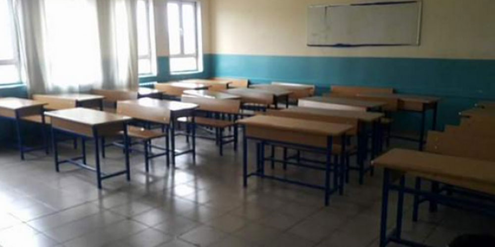 Okullarda Çarşamba günü de eğitim yok !