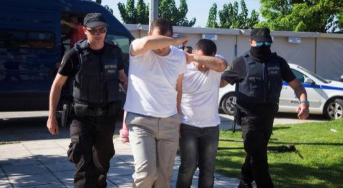 Arios Pagos Savcısı FETÖ'cü askerlerin iade edilmemesini talep etti