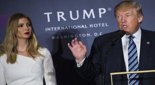 Trump sosyal medyada 'Ivanka'ları karıştırdı