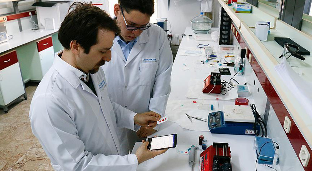 Cep telefonu kan tahlili yapabilecek