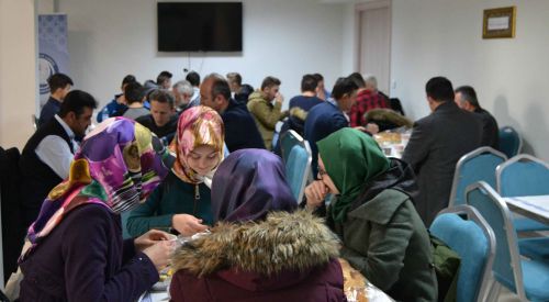BİHLİMDER yönetimi İmam Hatipli öğrencilerle kahvaltıda buluştu