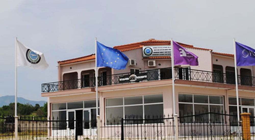 DEB Partisi İlhan Tahsin'in aracına yapılan saldırıyı kınadı