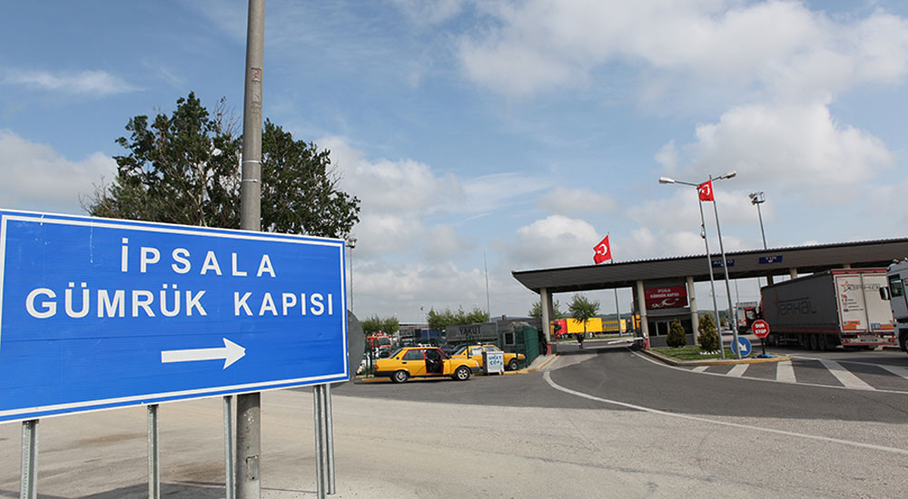 FETÖ'cüleri Yunanistan'a kaçıran şebekeyi 'yanlışlık' ele verdi