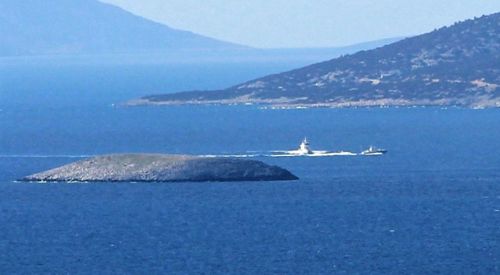 Kardak Kayalıklarındaki gerilim hat safhaya çıktı