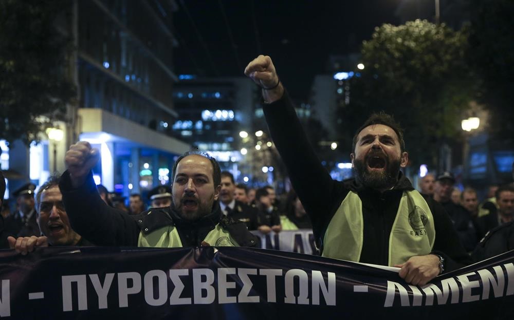 Hükümet sözlerini tutmuyor!