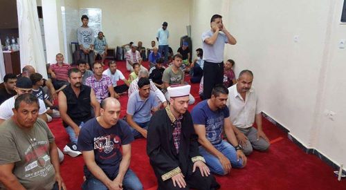 Yunan Polisi Veria'da Batı Trakya Türklerinin mescidini kapattı