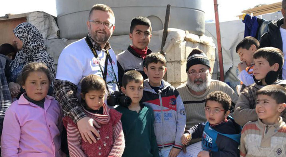 Ali Tahir: Suriyeli mültecilerin hayır dualarını siz hayırseverlere ulaştırıyoruz