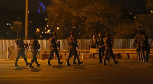 Yunanistan'da 3 darbeci FETÖ askeri kayıp