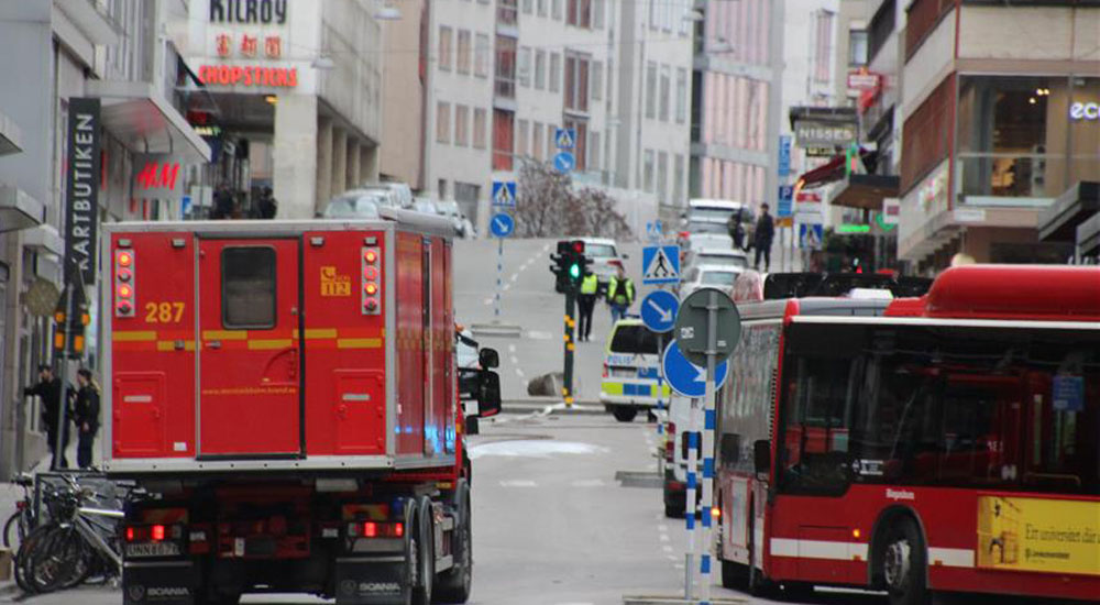 İsveç’te kamyonlu saldırıyla ilgili bir kişi tutuklandı