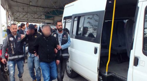 Aranan 8 FETÖ'cü Rodos'a kaçarken yakalandı