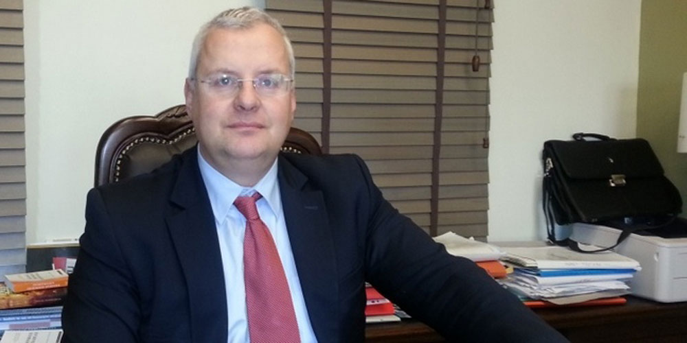 Bakana öğretmenlerin hukuki durumunu sordu