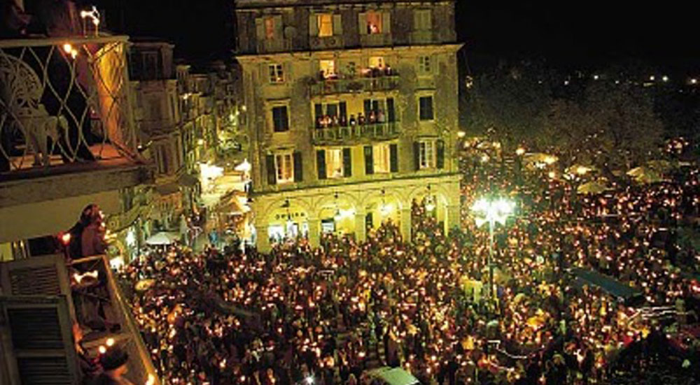 Yunanistan'da bayram coşkusu