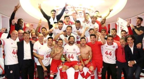 Olympiakos şampiyonluğunu ilan etti