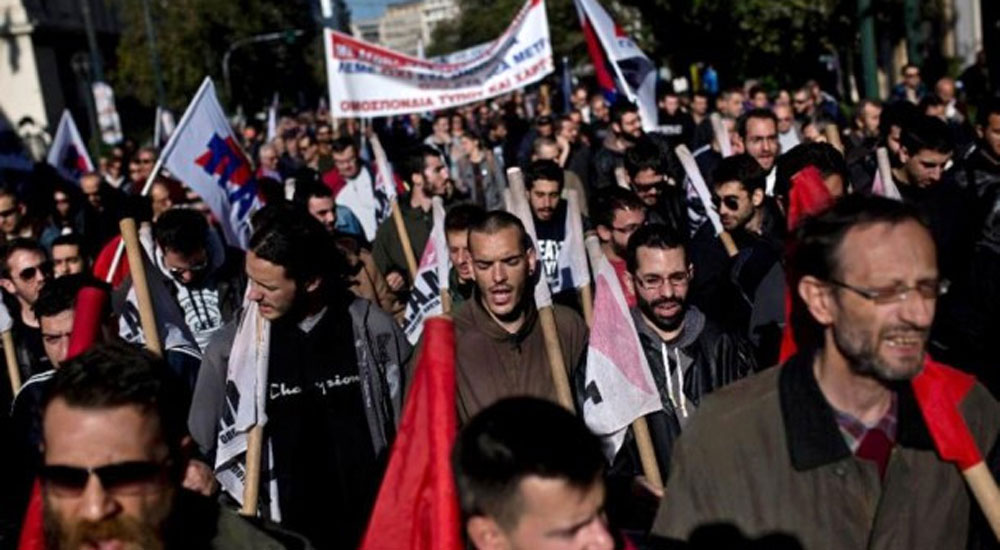 Yunanistan'da gazetecilerden 24 saatlik grev