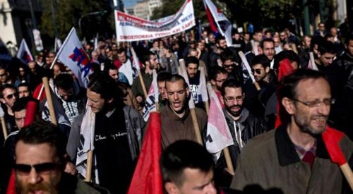 Yunanistan'da gazetecilerden 24 saatlik grev