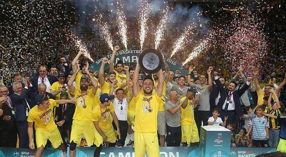 Yunan basınında Fenerbahçe zaferi: Kötü bir gece