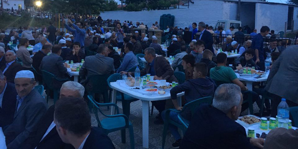 Mehrikoz köyünde iftar geleneği devam etti