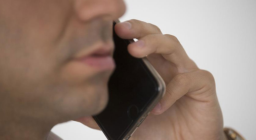 'Cep telefonunuzu kalbinizden ve beyninizden uzak tutun'