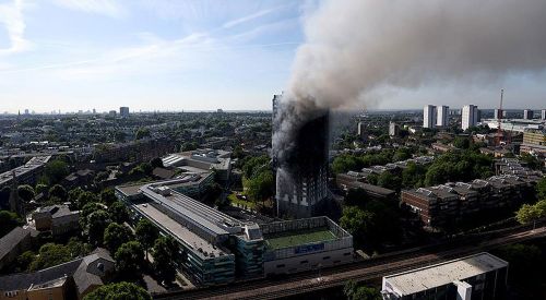 Londra'daki yangında ölenlerin sayısı 79'a yükseldi