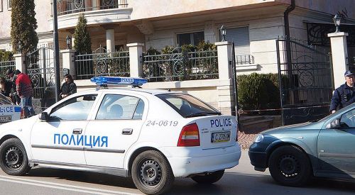 Bulgaristan Başmüftü Yardımcısının eşi ve kızlarına saldırı