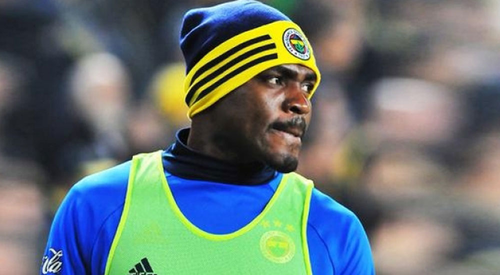 Fenerbahçeli Emenike, Olympiakos'la anlaştı