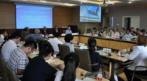 Halit Eren: 'Küresel teröre karşı halkların kenetlenmesi önemlidir'