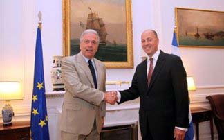 Türkiye’nin Atina Büyükelçisi Yunanistan Dışişleri Bakanı ile görüştü