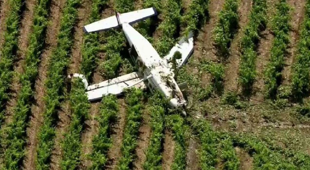 Yunanistan'da uçak düştü
