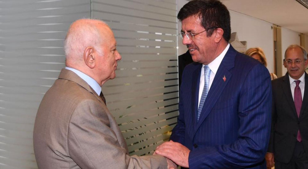 Türkiye Ekonomi Bakanı Zeybekçi Atina'da temaslarda bulundu