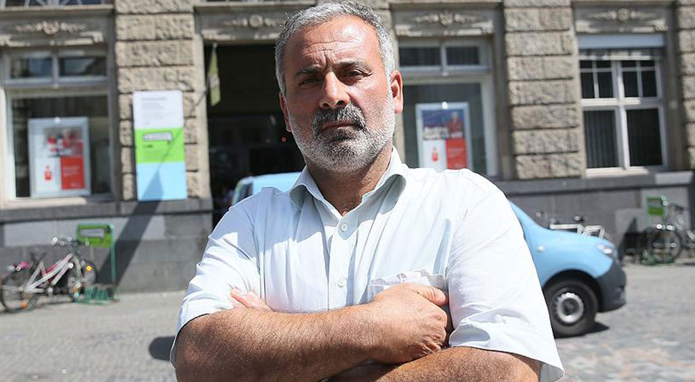 Bulduğu altınları polise teslim eden Türk'e övgü