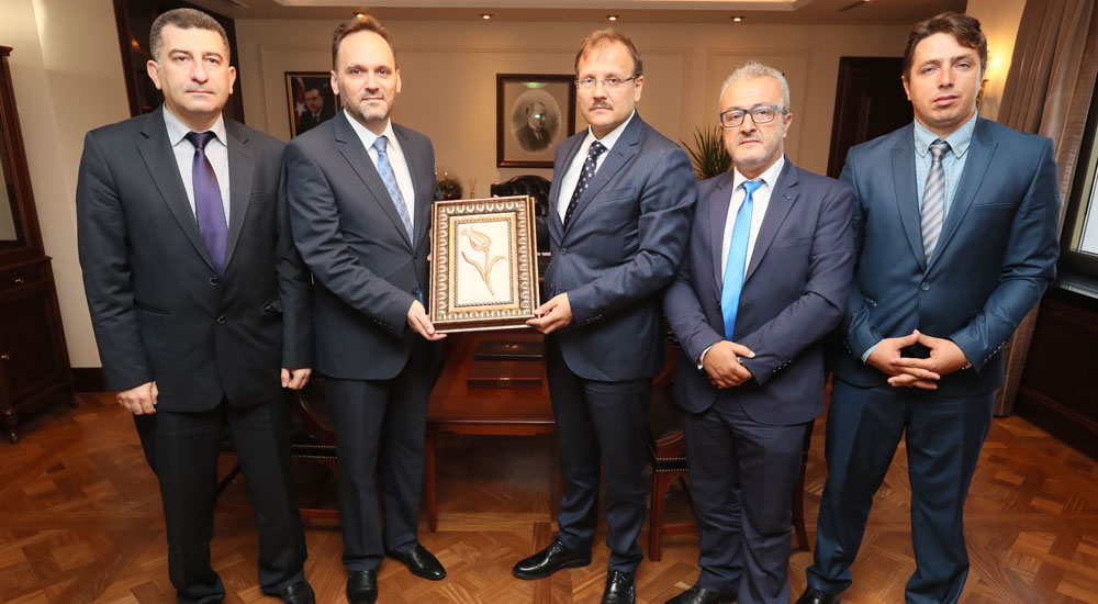 Çınar Derneği ve Millet Gazetesi yetkilileri T.C. Başbakan Yardımcısı Hakan Çavuşoğlu ile görüştüler